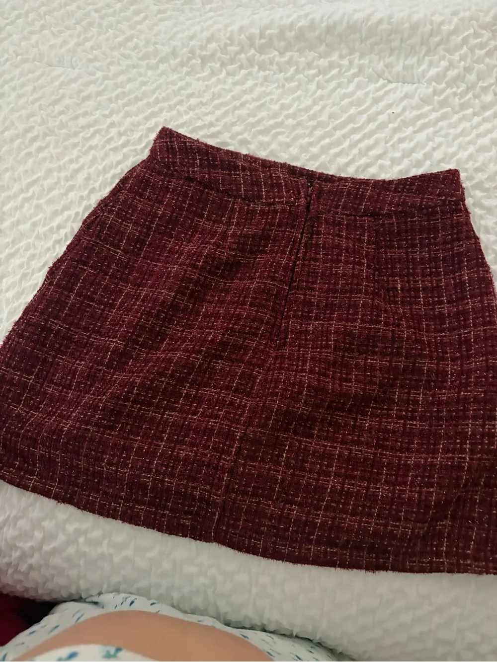 Francesca's Collections Burgundy Tweed Mini Skirt with Side Slit